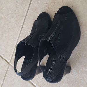 Aerosoles Zip Snakeskin Patent Mules